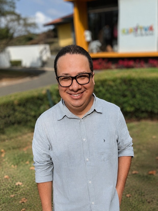 Carlos